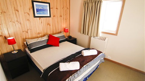 Sugarbush Lodge And Apartments - Hotel Accommodation 2