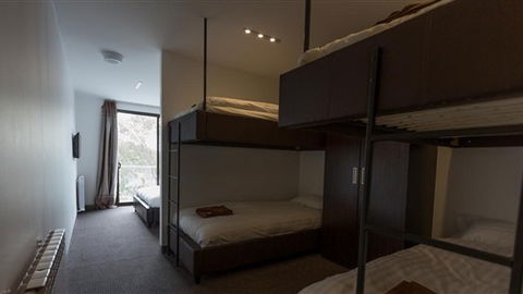 Duck Inn Mount Buller - Hotel Accommodation 5
