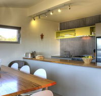 Elk At Falls - Hotel Accommodation