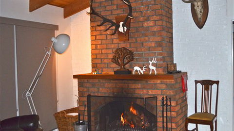 Two Mountains Lodge - Hotel Accommodation 2