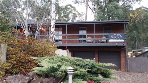 Two Mountains Lodge - Hotel Accommodation 7