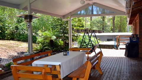 Two Mountains Lodge - Hotel Accommodation 6