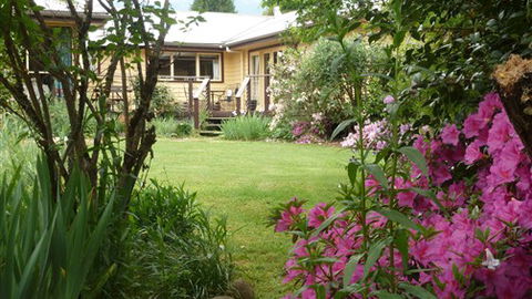 Annie's Garden Retreat - Hotel Accommodation 1