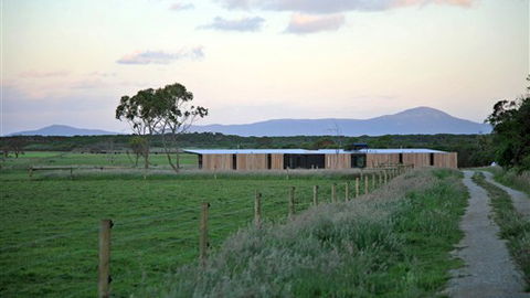 Just Inside The Gate - Hotel Accommodation 4
