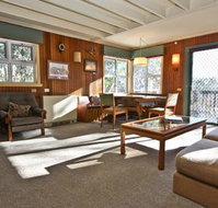 Red Onion Ski Chalet - Hotel Accommodation
