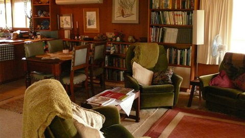 The Burrow At Wombat Bend Bed And Breakfast - Hotel Accommodation 2