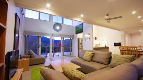 Cadence At Bright - Hotel Accommodation 1