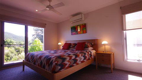 Cadence At Bright - Hotel Accommodation 4