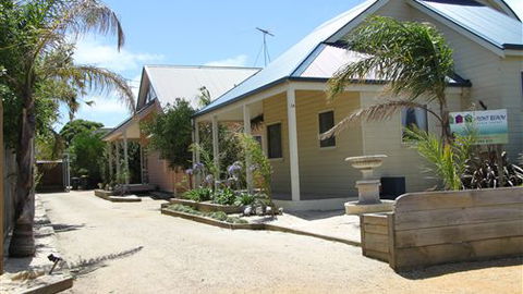 Front Beach Torquay Beach Houses - Hotel Accommodation 5