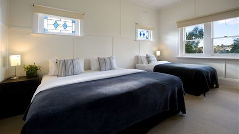 Churchills - Hotel Accommodation 0