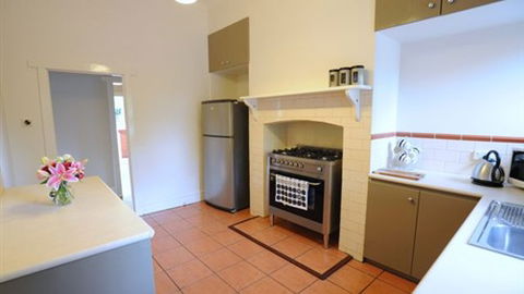 1117 Mair - Hotel Accommodation 0