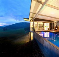 Feathertop Chateau - Hotel Accommodation