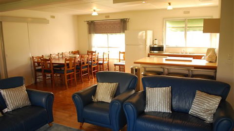 Manners In Mulwala - Hotel Accommodation 6