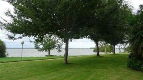 Waterfront Villa Tarni 14 - Hotel Accommodation 4