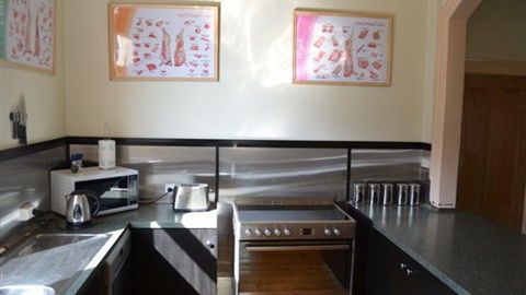 JDS On High - Hotel Accommodation 2