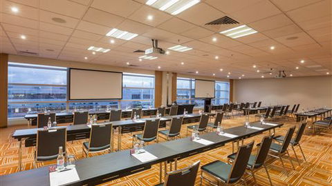 PARKROYAL Melbourne Airport - Hotel Accommodation 3