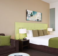 Mercure Melbourne Caroline Springs - Hotel Accommodation