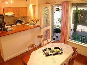 Adelaide Serviced Apartments - William Townhouse - Hotel Accommodation 2