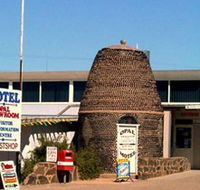 Andamooka Dukes Bottlehouse Motel - Hotel Accommodation
