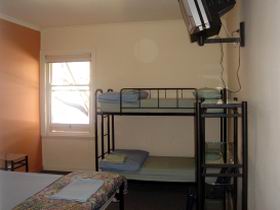 Backpack Oz And The Guest House - Hotel Accommodation 1