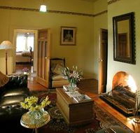 Buxton Manor - Garden and Loft Apartment - Hotel Accommodation