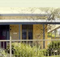 Granma's BB - Hotel Accommodation