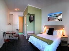 Kangaroo Island Seafront Resort - Hotel Accommodation 1
