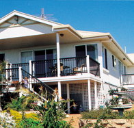 Loverings White House - Emu Bay