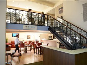Mercure Grosvenor Hotel Adelaide - Hotel Accommodation 2