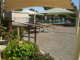 Port Broughton Caravan Park - Hotel Accommodation 1