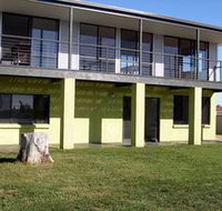Sea Lime Beach House - Hotel Accommodation