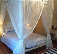 Victor Apartments - Cheri-On-Sea Apartment - Hotel Accommodation