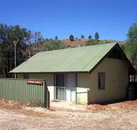 Willow Springs Jackeroo's Cottage - Hotel Accommodation