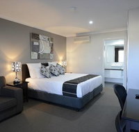 Aastro Dish Motor Inn - Hotel Accommodation