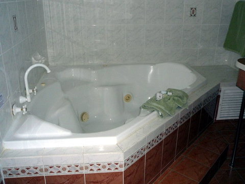 Abel Tasman Motor Inn - Hotel Accommodation 1