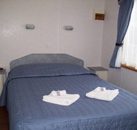 Adare Caravan Park  Holiday Units - Hotel Accommodation