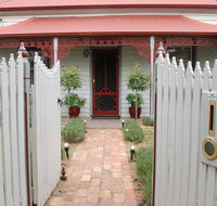 Airleigh Rose Cottage - Hotel Accommodation