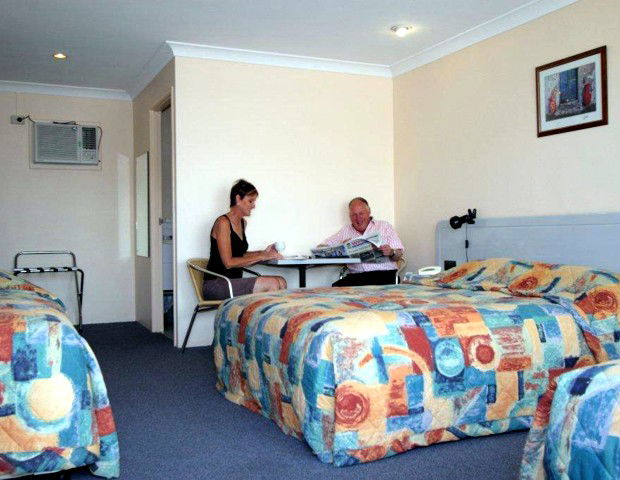 Upper Wheatvale QLD Hotel Accommodation