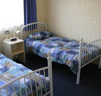 Allambi Holiday Apartments - Hotel Accommodation