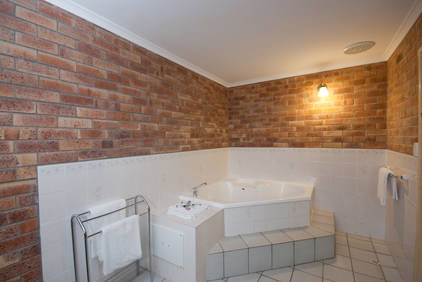 Allan Cunningham Motel And Old Wagon Restaurant - Hotel Accommodation 3