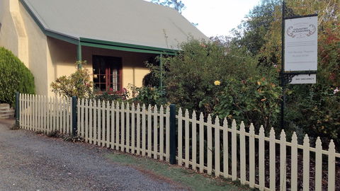Country Pleasures Bed And Breakfast - Hotel Accommodation 5