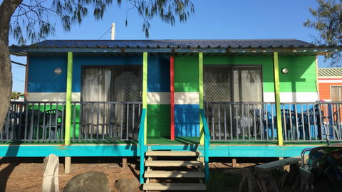 Absolute Oceanfront Tourist Park - Hotel Accommodation 3