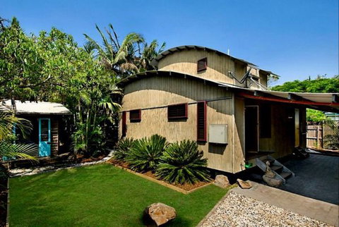 The Wave House - Hotel Accommodation 0