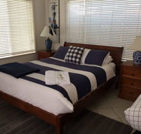 Apartments On-The-Park March - Hotel Accommodation