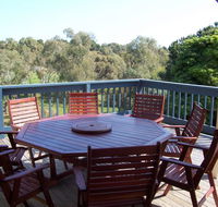 Century 21 SouthCoast All Decked Out - Hotel Accommodation