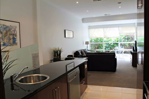ADELAIDE DRESSCIRCLE APARTMENTS - THE PALMS APARTMENTS KENT TOWN - Hotel Accommodation 8