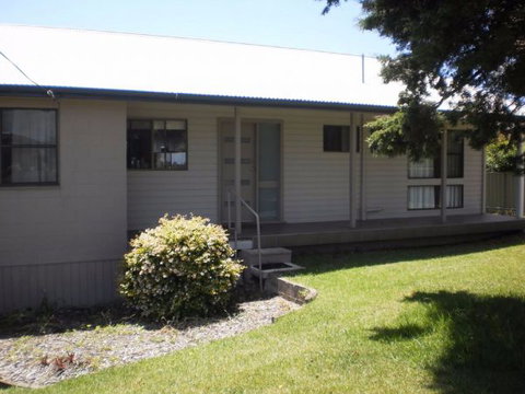 Anchors Aweigh - Hotel Accommodation 4