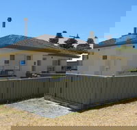 Walters Holiday Home - Hotel Accommodation