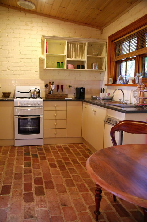 Pear Tree Hollow - Hotel Accommodation 9