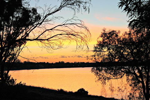 17 QED Lakehouse - Hotel Accommodation 7